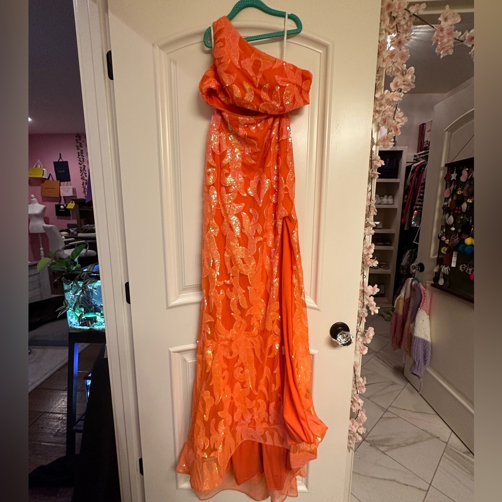 ORANGE ONE SHOULDER PROM DRESS